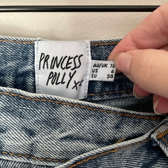 Princess Polly Asymmetric Waist Button Fly Straight Leg Jeans Size 6 - Picture 3 of 11